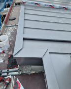 Metalldach in Stehfalztechnik